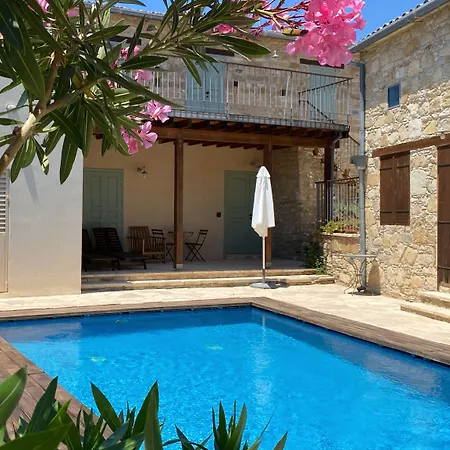 Appartement Evkarpos
