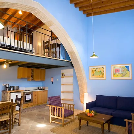 Apartamento Evkarpos