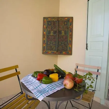 Lejlighed Evkarpos